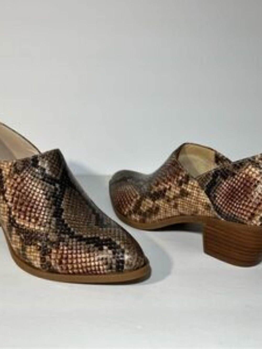 Katy Perry The Hope Shooties - Picture 3 of 8